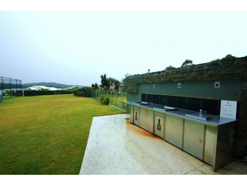 10 Kingtide Lane, Coomera Waters QLD 4209