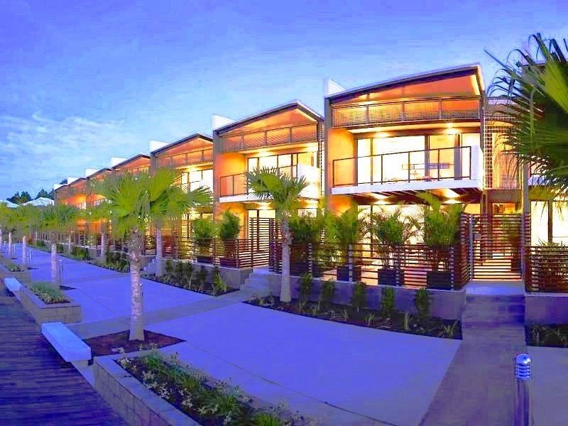 5 Kestrel Lane, Coomera Waters QLD 4209