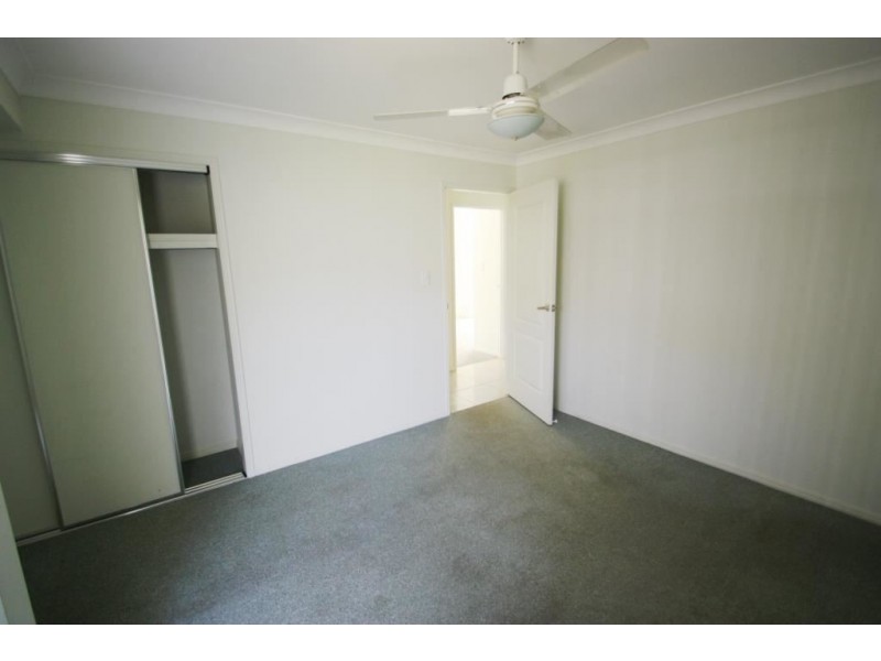 25 Bimberi Row, Pacific Pines QLD 4211