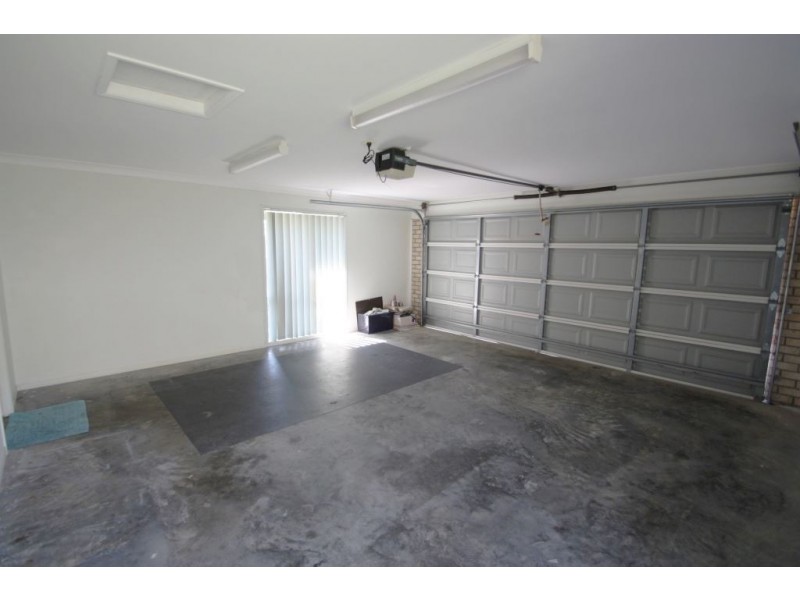 25 Bimberi Row, Pacific Pines QLD 4211