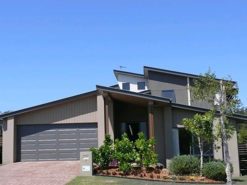 5 Cobb And Co, Oxenford QLD 4210