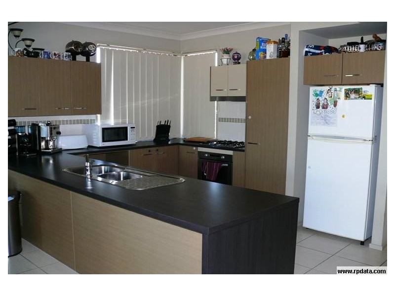 5 Cobb And Co, Oxenford QLD 4210