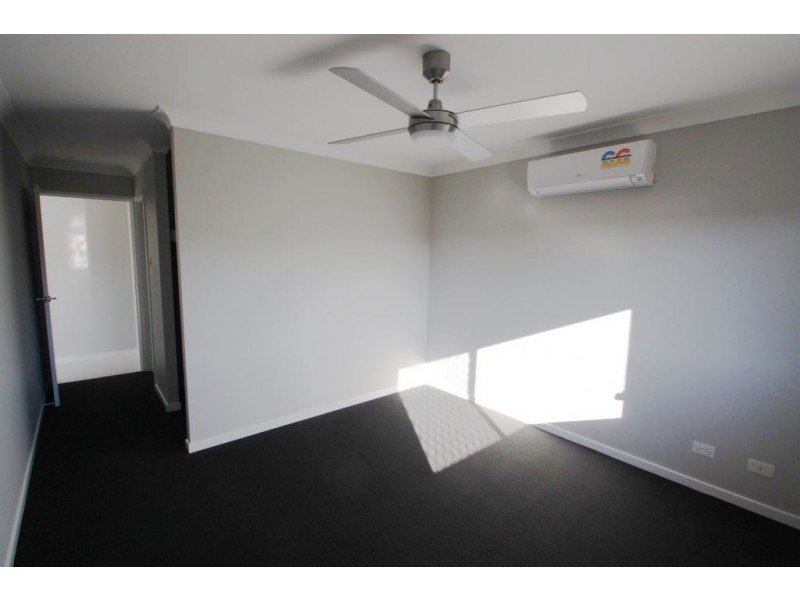 20 McLachlan Cir, Willow Vale QLD 4209