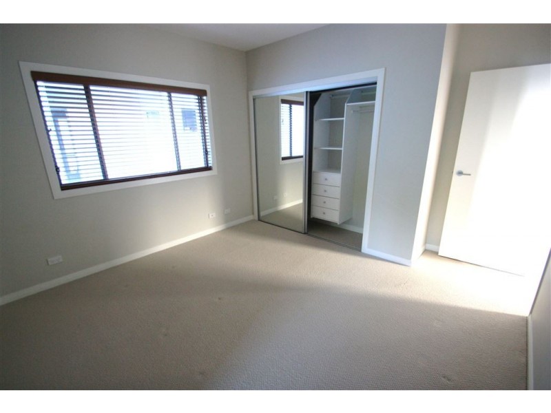 Hope Island QLD 4212