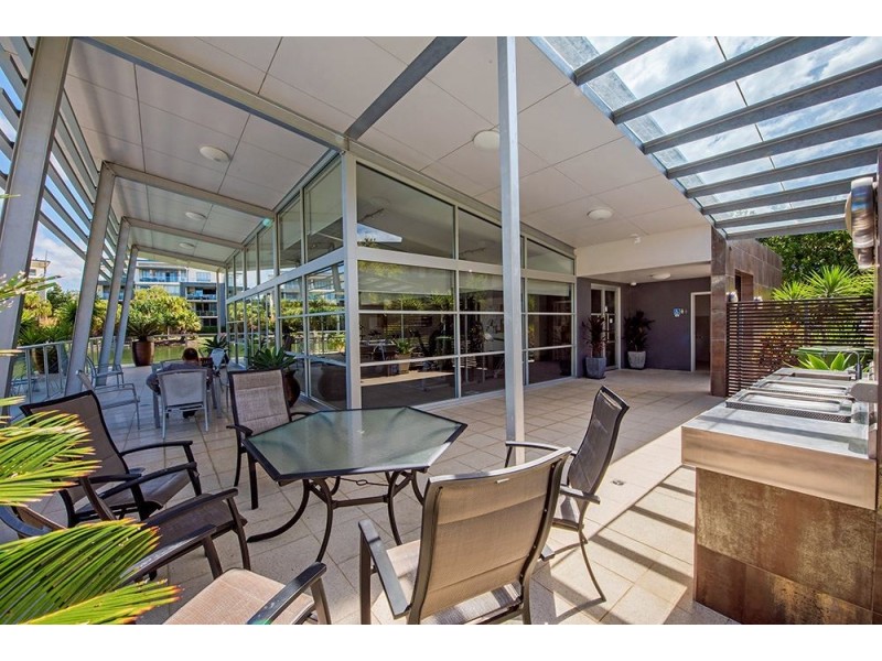 731/3-5 Pendraat parade, Hope Island QLD 4212