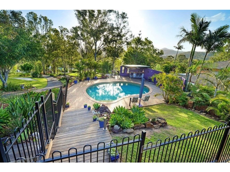 20 Ruth Tce, Oxenford QLD 4210