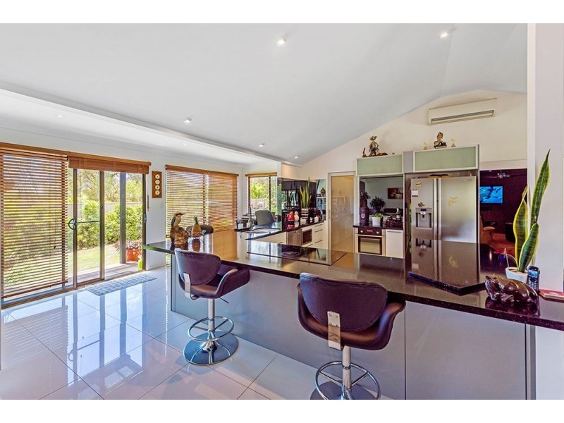 20 Ruth Tce, Oxenford QLD 4210