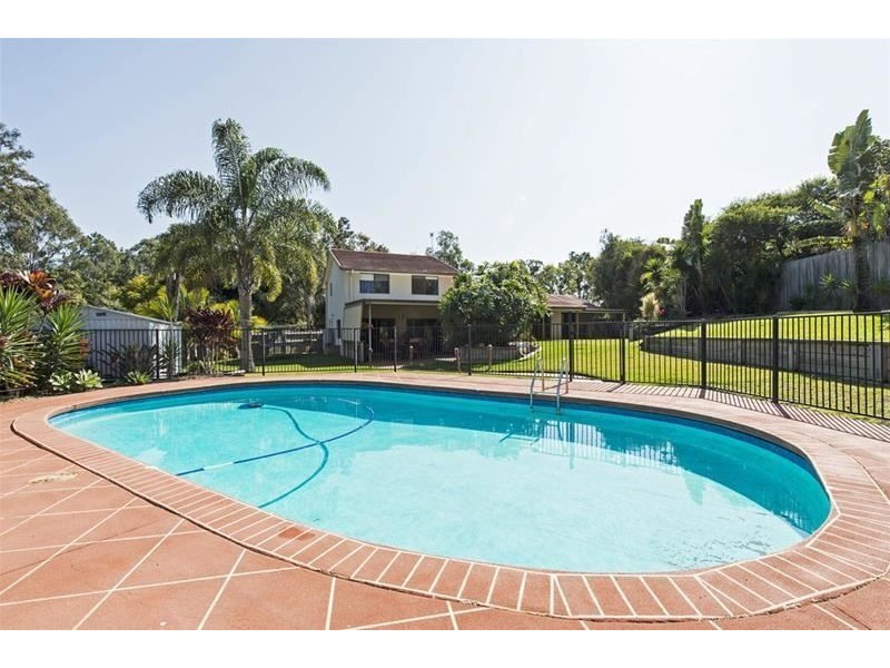 5 Satinay Court, Oxenford QLD 4210