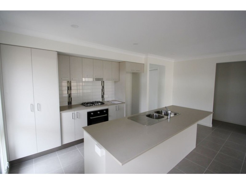 76 Bella Blvd, Willow Vale QLD 4209