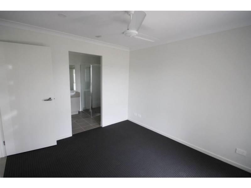 76 Bella Blvd, Willow Vale QLD 4209