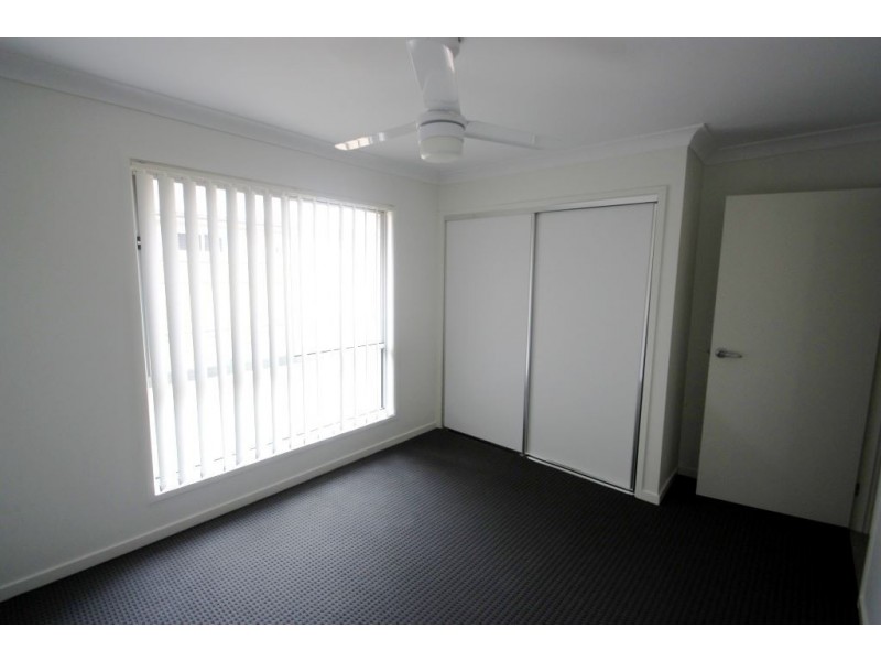 76 Bella Blvd, Willow Vale QLD 4209
