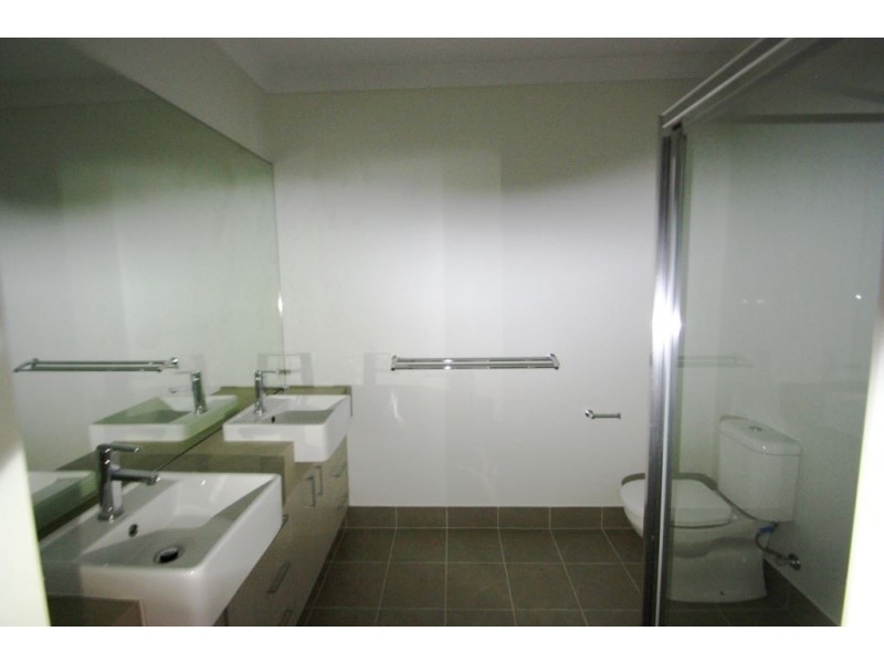 1/49 Willow Rise Drive, Waterford QLD 4133