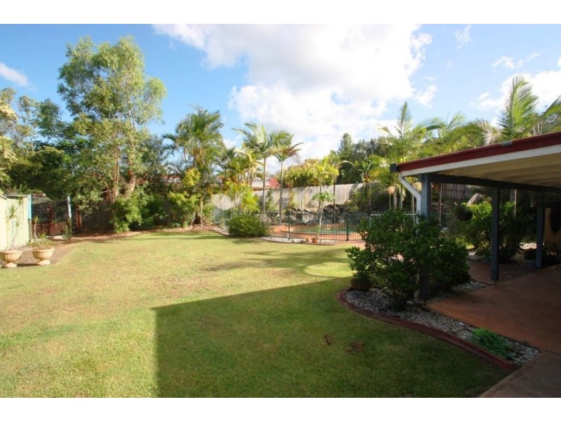 4 Mullewa crescent, Helensvale QLD 4212
