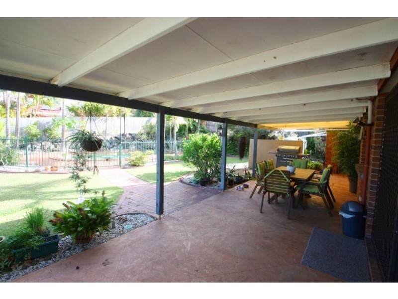 4 Mullewa crescent, Helensvale QLD 4212