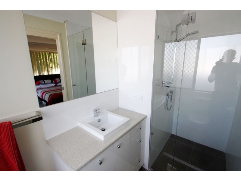 4 Mullewa crescent, Helensvale QLD 4212