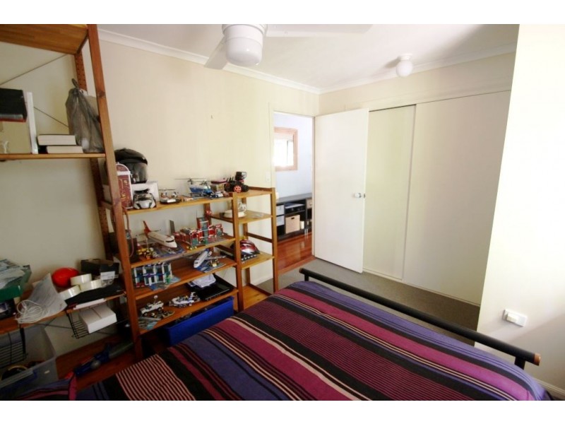 4 Mullewa crescent, Helensvale QLD 4212