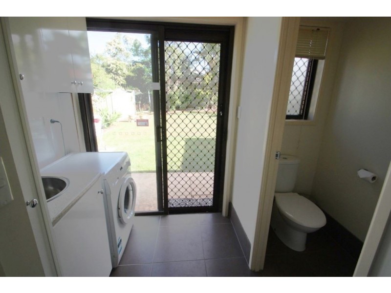 4 Mullewa crescent, Helensvale QLD 4212