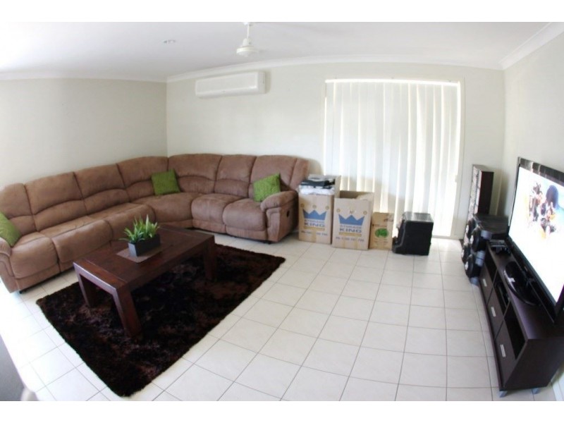 15 Silver Gull St, Coomera QLD 4209