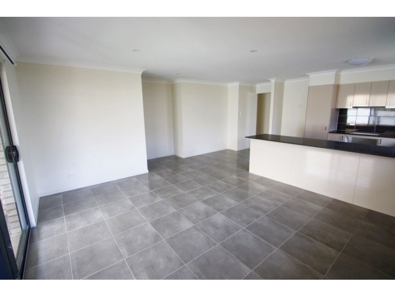 18 Troy Knight Drive, Pimpama QLD 4209