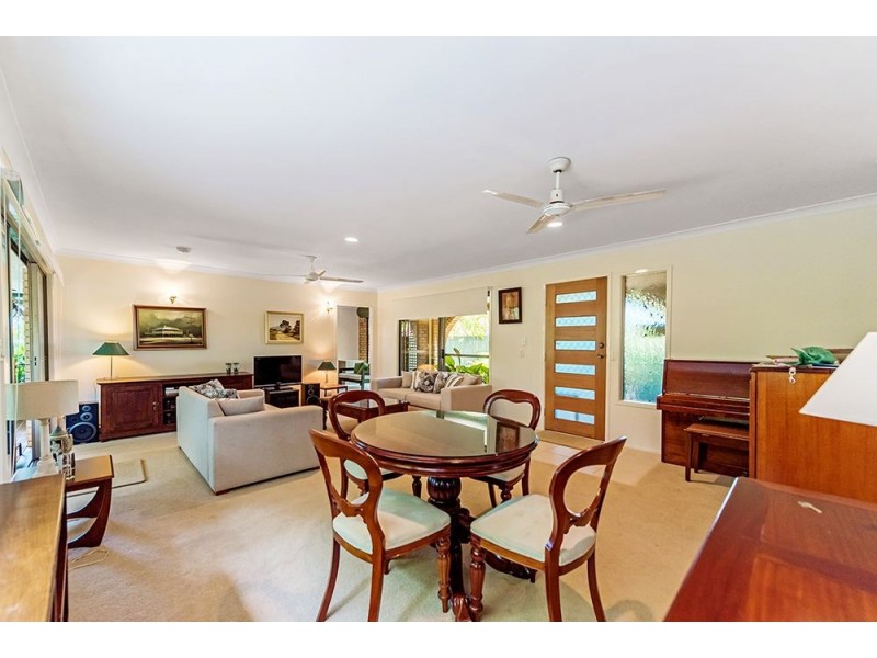 12 Ardlethan Court, Helensvale QLD 4212