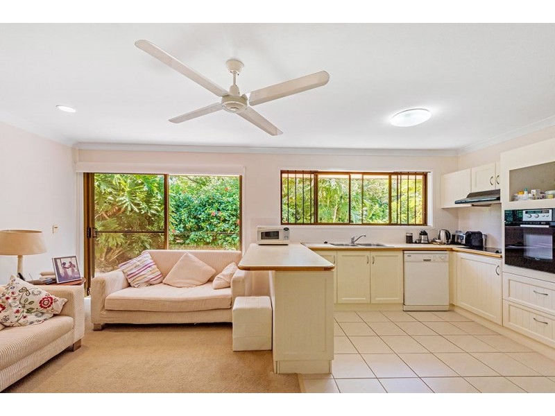 12 Ardlethan Court, Helensvale QLD 4212