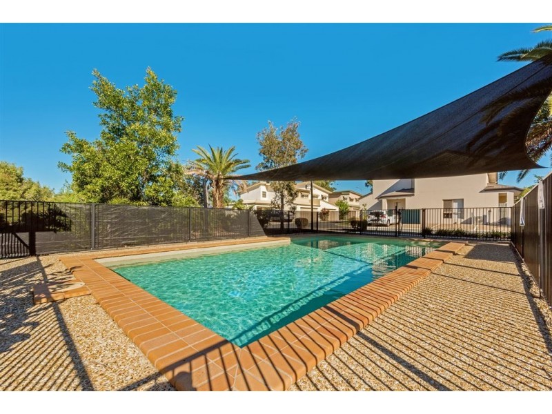 36/2 Weir Drive, Upper Coomera QLD 4209