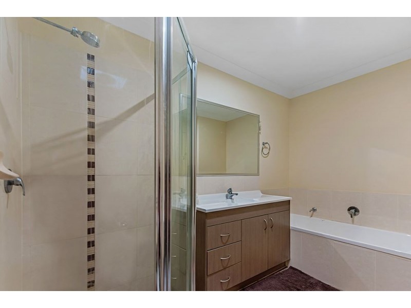 36/2 Weir Drive, Upper Coomera QLD 4209