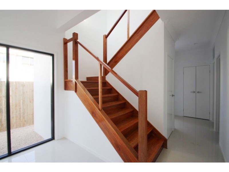 31 North Quay Circuit, Hope Island QLD 4212