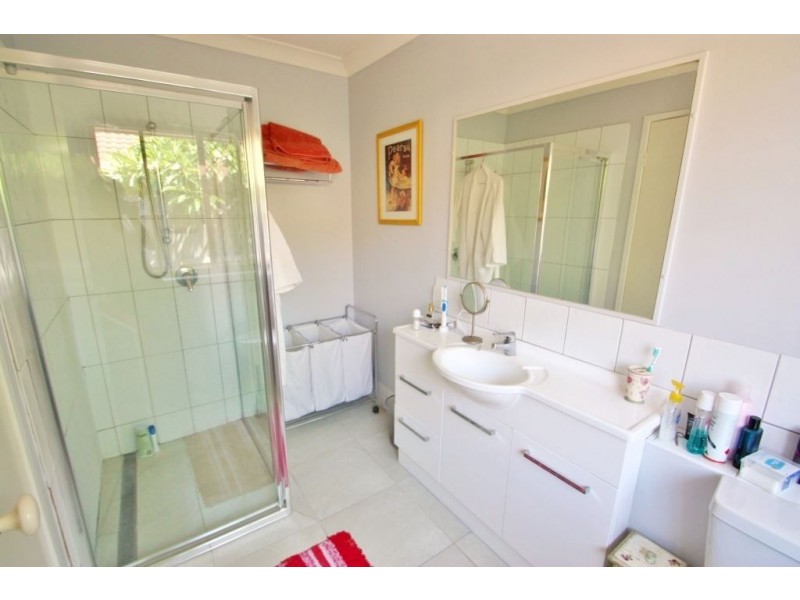 5 Amanda St, Upper Coomera QLD 4209