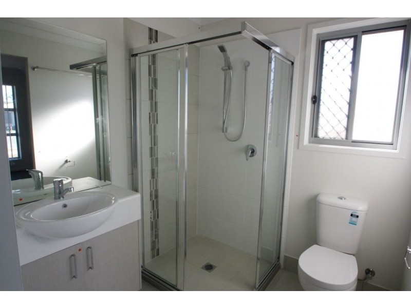 20 Prince George St, Holmview QLD 4207