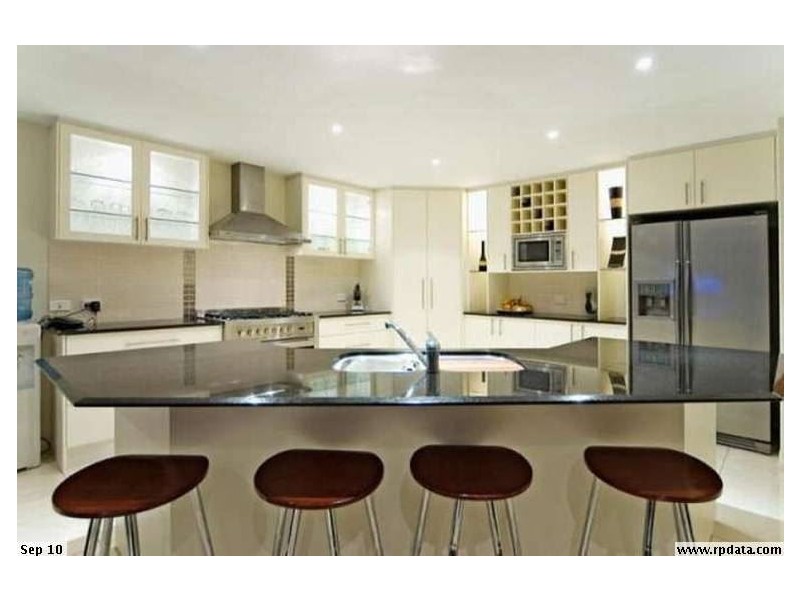 4 Slipstream Road, Coomera Waters QLD 4209