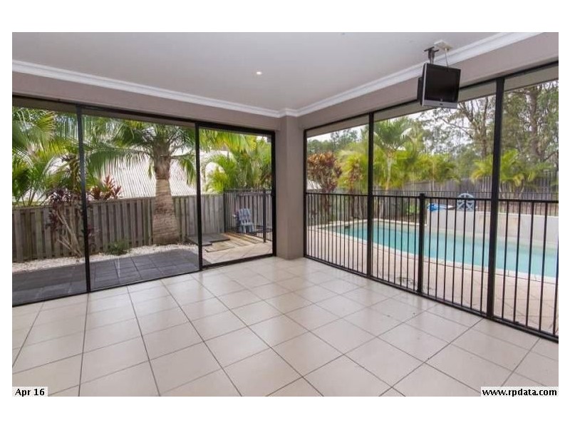 4 Slipstream Road, Coomera Waters QLD 4209