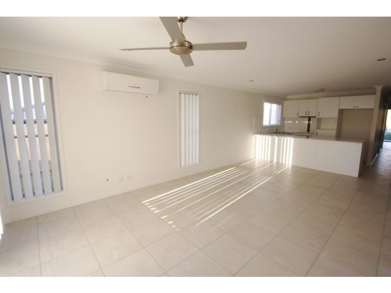 15 Cassidy Crescent, Pimpama QLD 4209