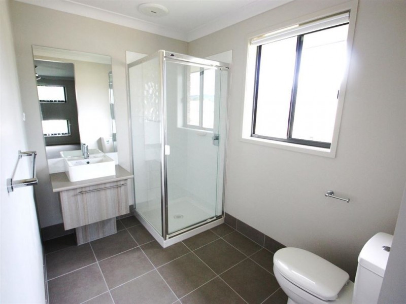 57 Mclachlan Circuit, Willow Vale QLD 4209