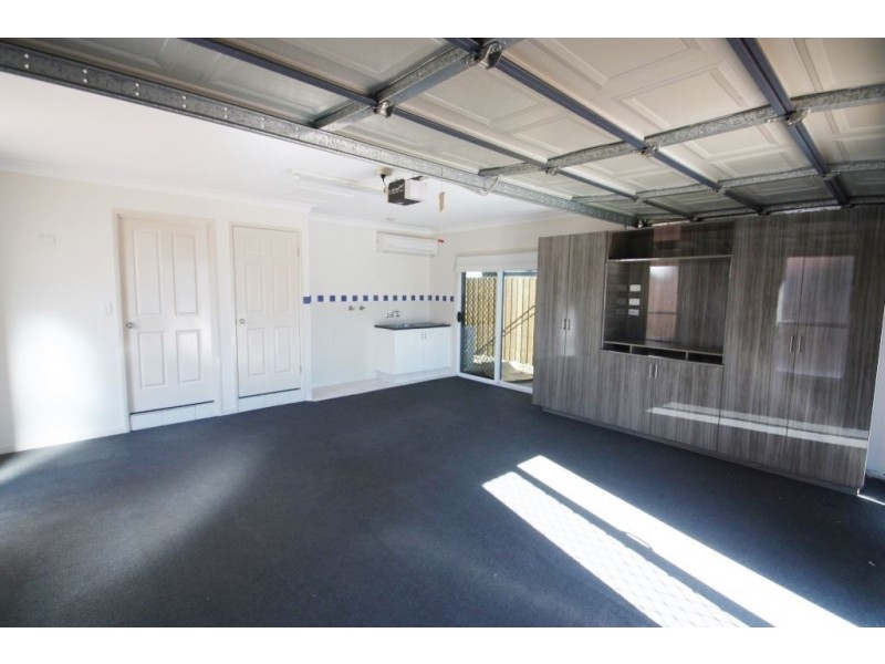 2/13 Fortune St, Coomera QLD 4209