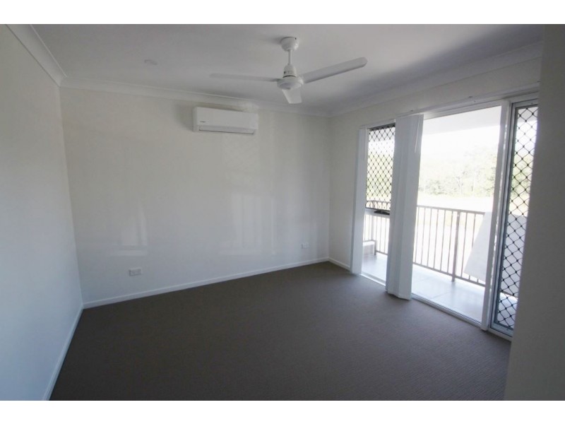 43 Wollombi  Av, Ormeau Hills QLD 4208