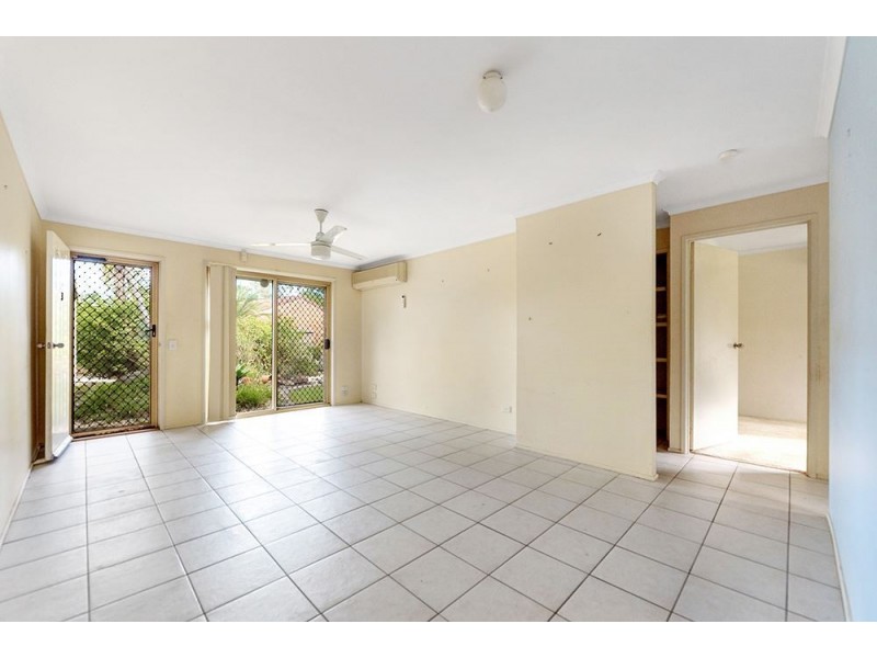 3/88 Village Way, Oxenford QLD 4210