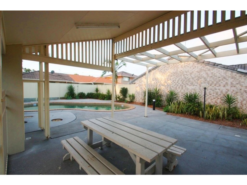2/15 Yaun St, Coomera QLD 4209