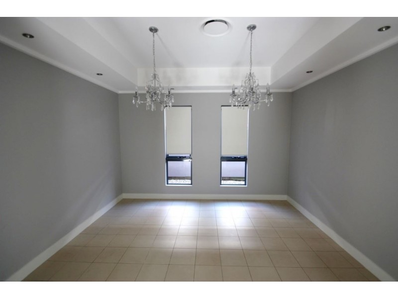 4 Ripple Court, Coomera Waters QLD 4209