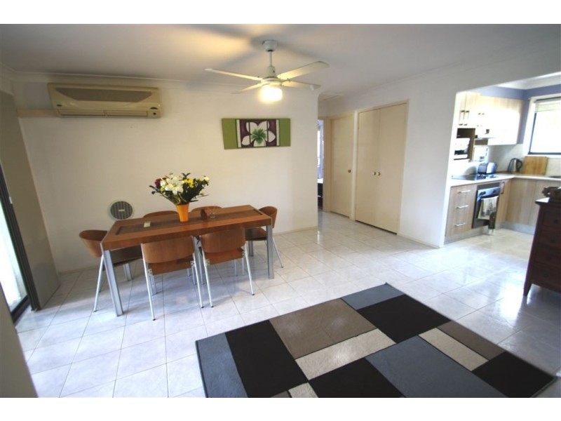 1/16 Royal Palm Court, Southport QLD 4215