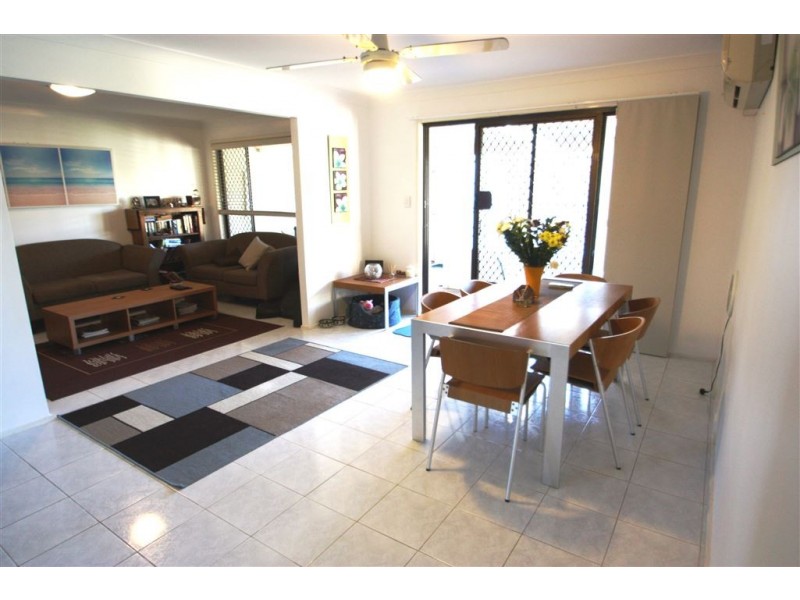 1/16 Royal Palm Court, Southport QLD 4215