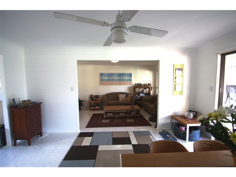 1/16 Royal Palm Court, Southport QLD 4215
