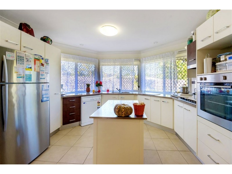 9 Cobb and Co, Oxenford QLD 4210