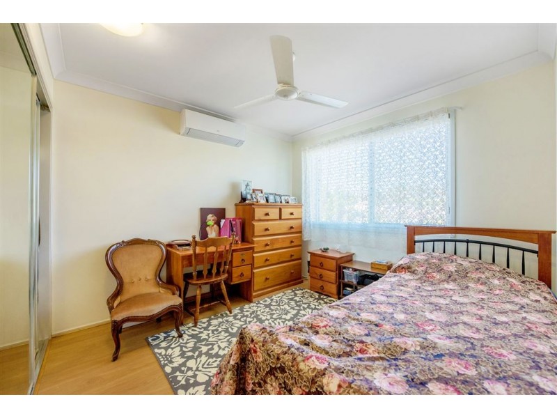9 Cobb and Co, Oxenford QLD 4210