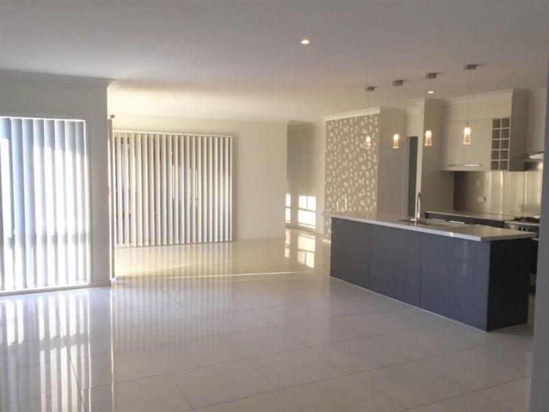 2 Kudzu St, Upper Coomera QLD 4209