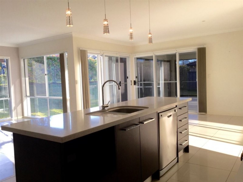 2 Kudzu St, Upper Coomera QLD 4209