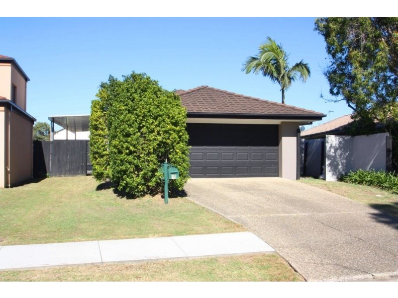 15 Hialeah Crescent, Helensvale QLD 4212