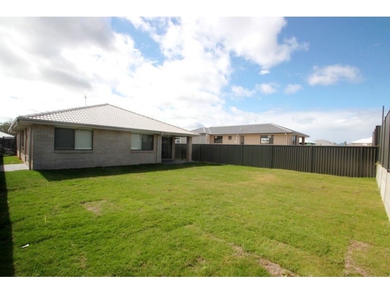 22 Taurus Circuit, Coomera QLD 4209