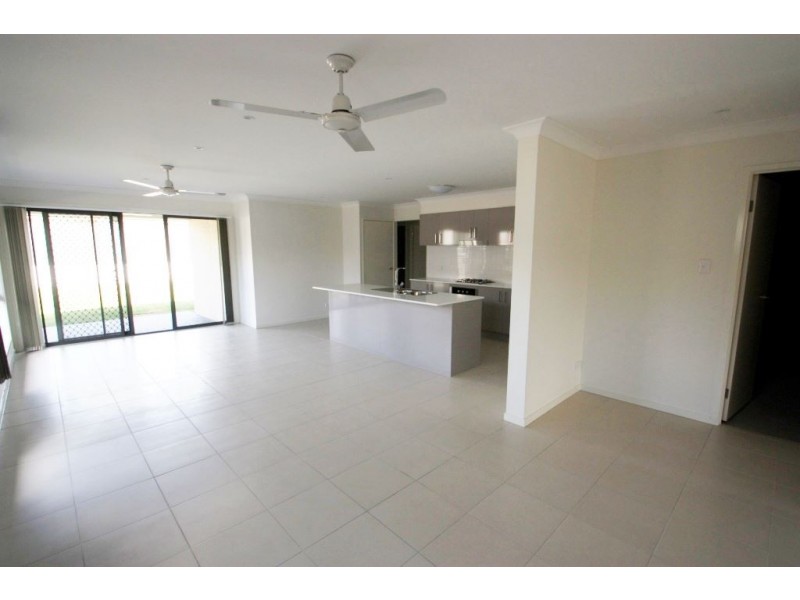 22 Taurus Circuit, Coomera QLD 4209