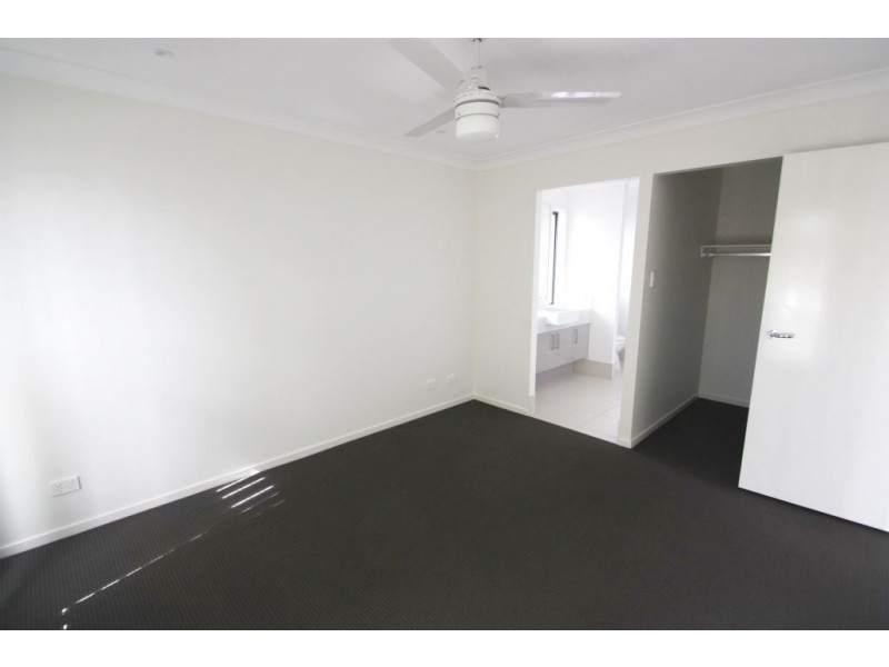 22 Taurus Circuit, Coomera QLD 4209